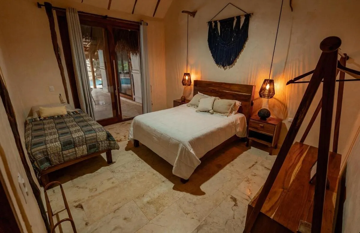 Kasa Uh May-Tulum Francisco Uh May Vila