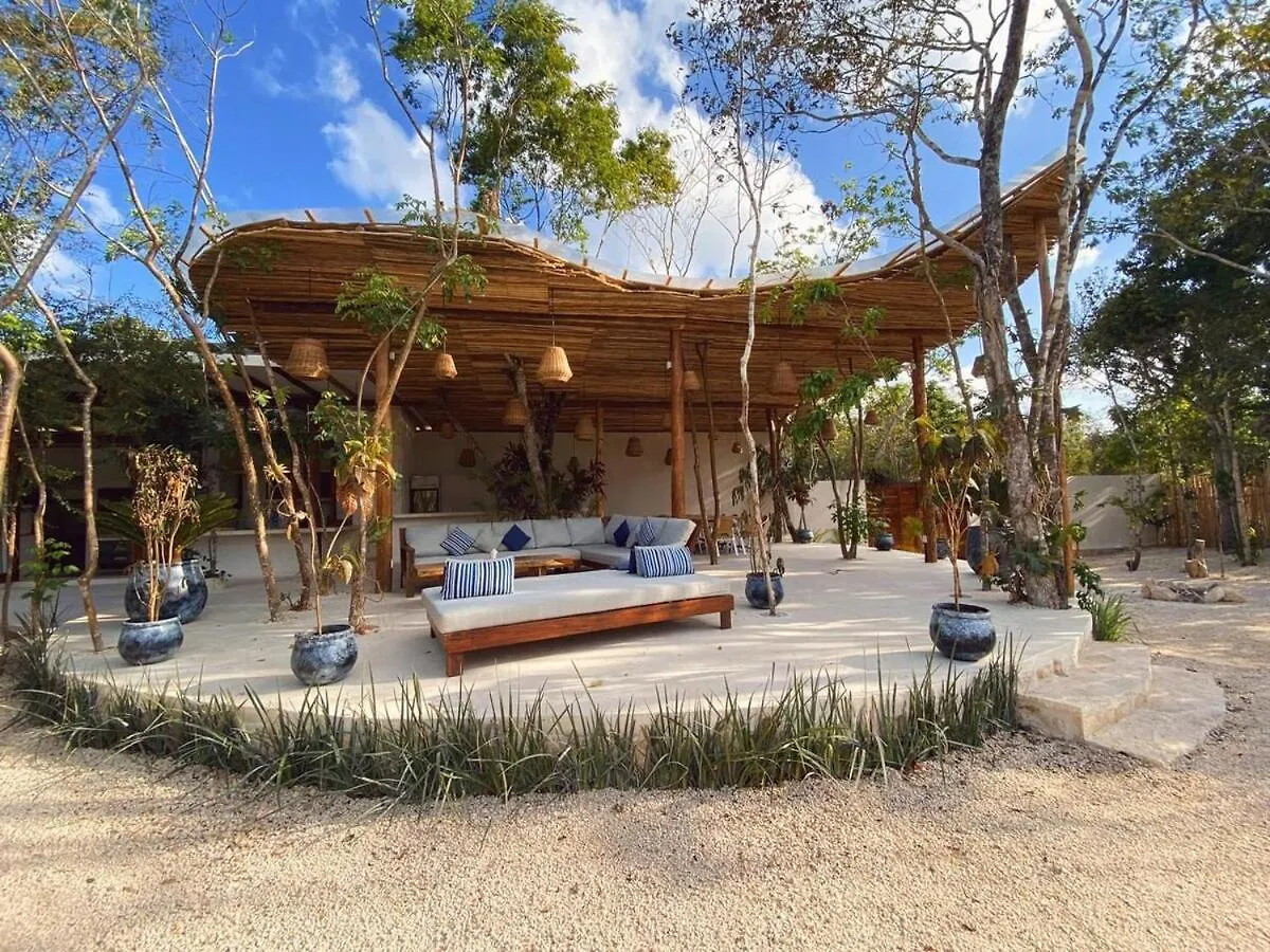 Kasa Uh May-Tulum Francisco Uh May 0*,